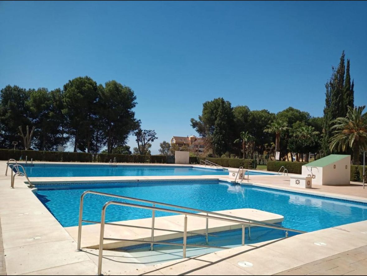 MIDTSESONG .TIL LEIE FRA 1.9.25-30.6.26 FINT STUDIO MED HAVUTSIKT I ARROYO DE LA MIEL (BENALMADENA)