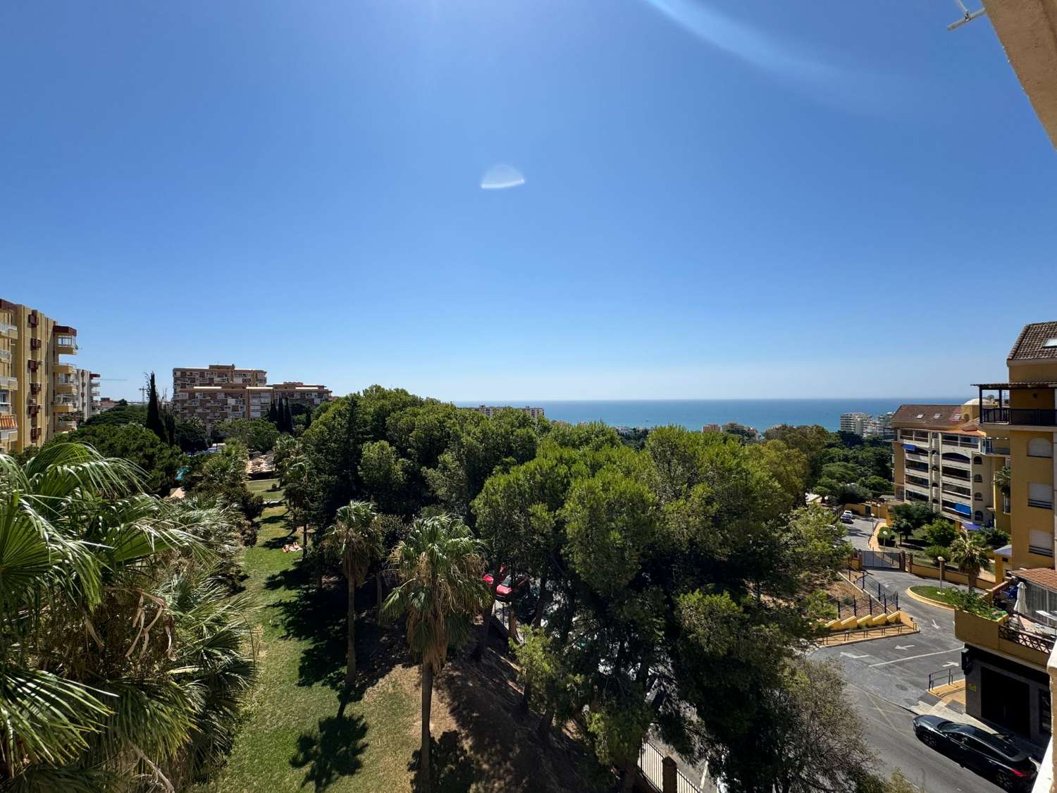 MIDTSESONG .TIL LEIE FRA 1.9.25-30.6.26 FINT STUDIO MED HAVUTSIKT I ARROYO DE LA MIEL (BENALMADENA)
