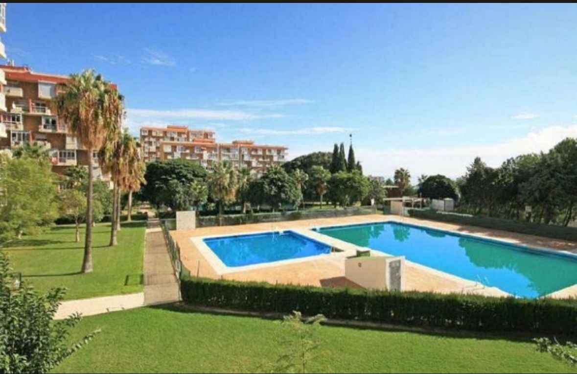 MIDTSESONG .TIL LEIE FRA 1.9.25-30.6.26 FINT STUDIO MED HAVUTSIKT I ARROYO DE LA MIEL (BENALMADENA)