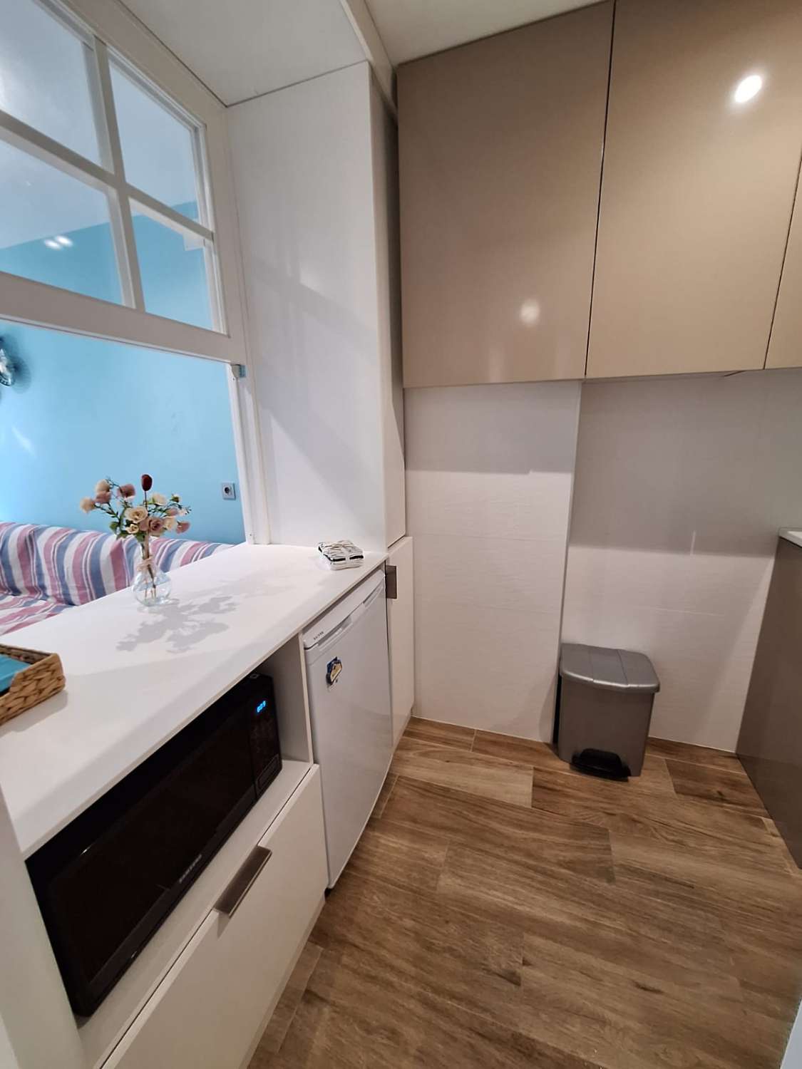 BELLISSIMO APPARTAMENTO CON VISTA SUL MARE IN VENDITA AD ARROYO DE LA MIEL (BENALMADENA)
