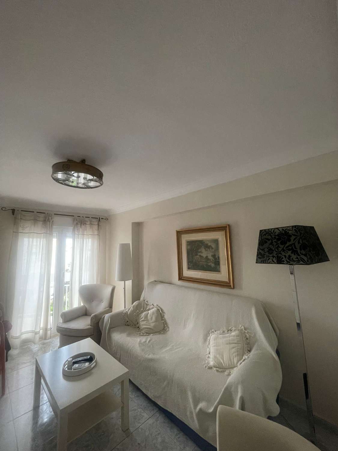 MEDIA TEMPORADA . SE ALQUILA DESDE  .15.9.25- 30.06.26 BONITO APARTAMENTO DE 1 DORMITORIO EN ARROYO DE LA MIEL (BENALMADENA)