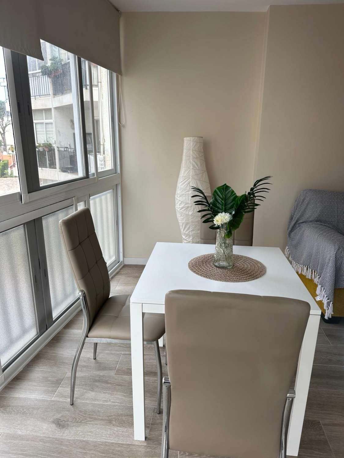 MEDIA TEMPORADA . SE ALQUILA DESDE 1.9.25.30.6.26 BONITO APARTAMENTO EN  TORREMOLINOS CENTRO