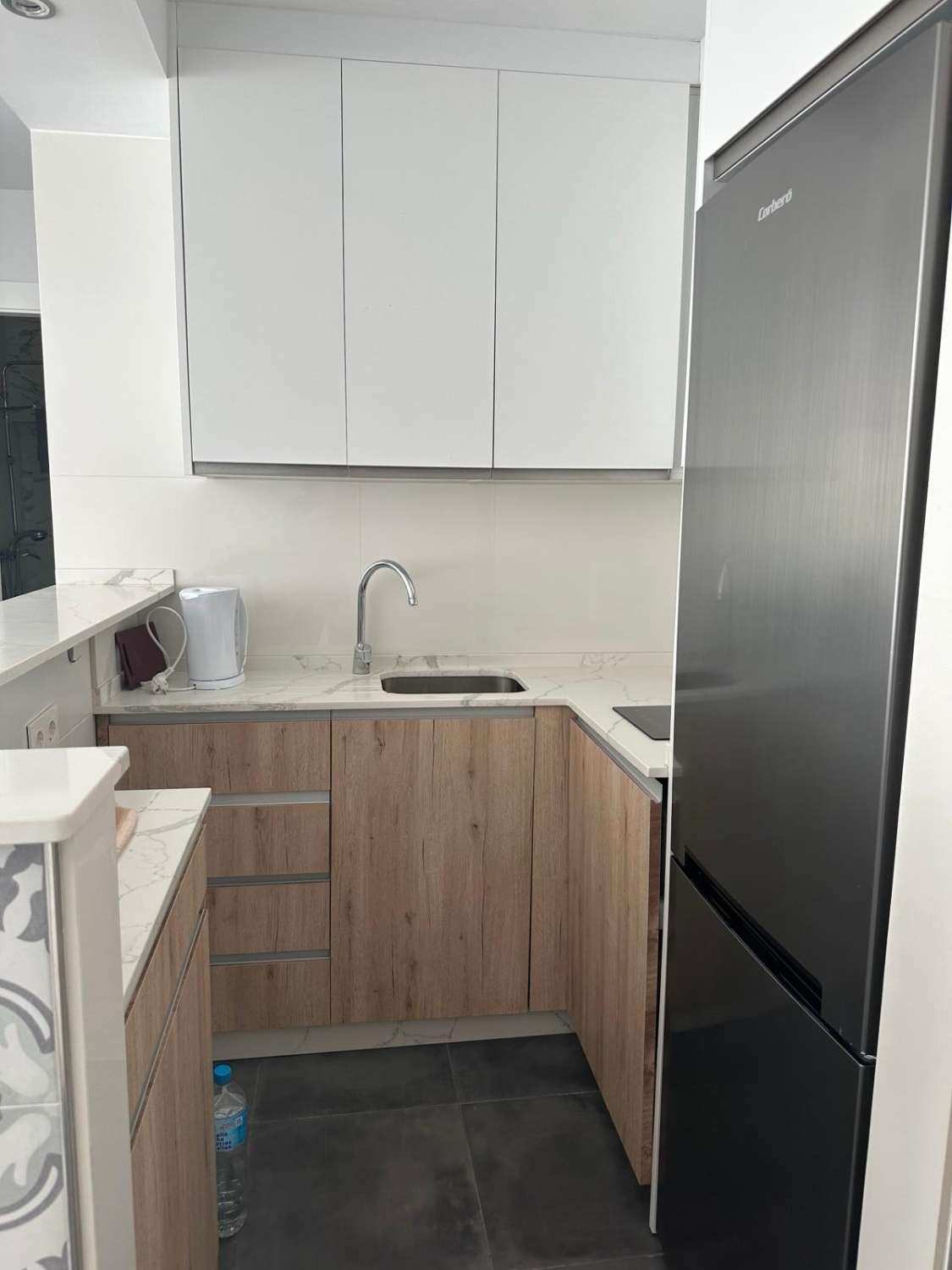 MEDIA TEMPORADA . SE ALQUILA DESDE 1.9.25.30.6.26 BONITO APARTAMENTO EN  TORREMOLINOS CENTRO