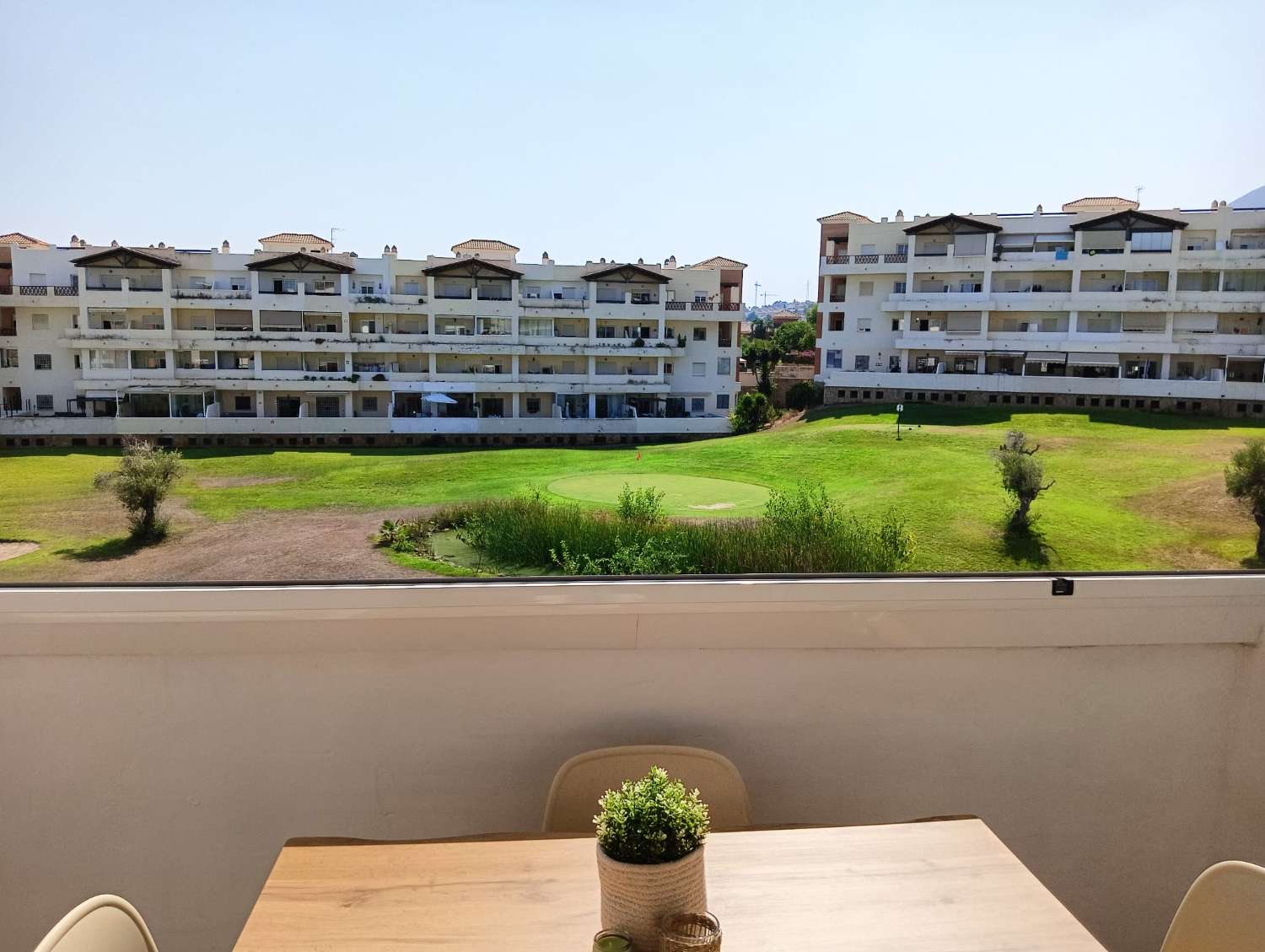 Lägenhet uthyres i Benalmádena