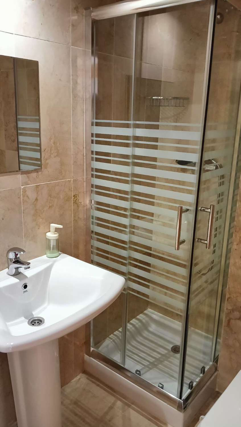 Lägenhet uthyres i Benalmádena