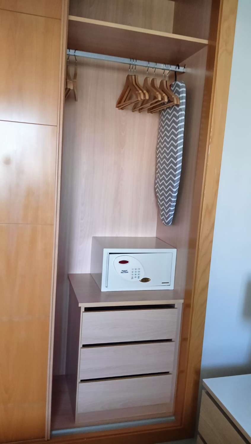 Lägenhet uthyres i Benalmádena