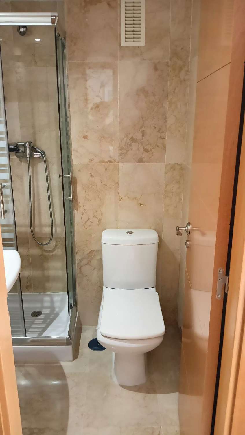 Lägenhet uthyres i Benalmádena
