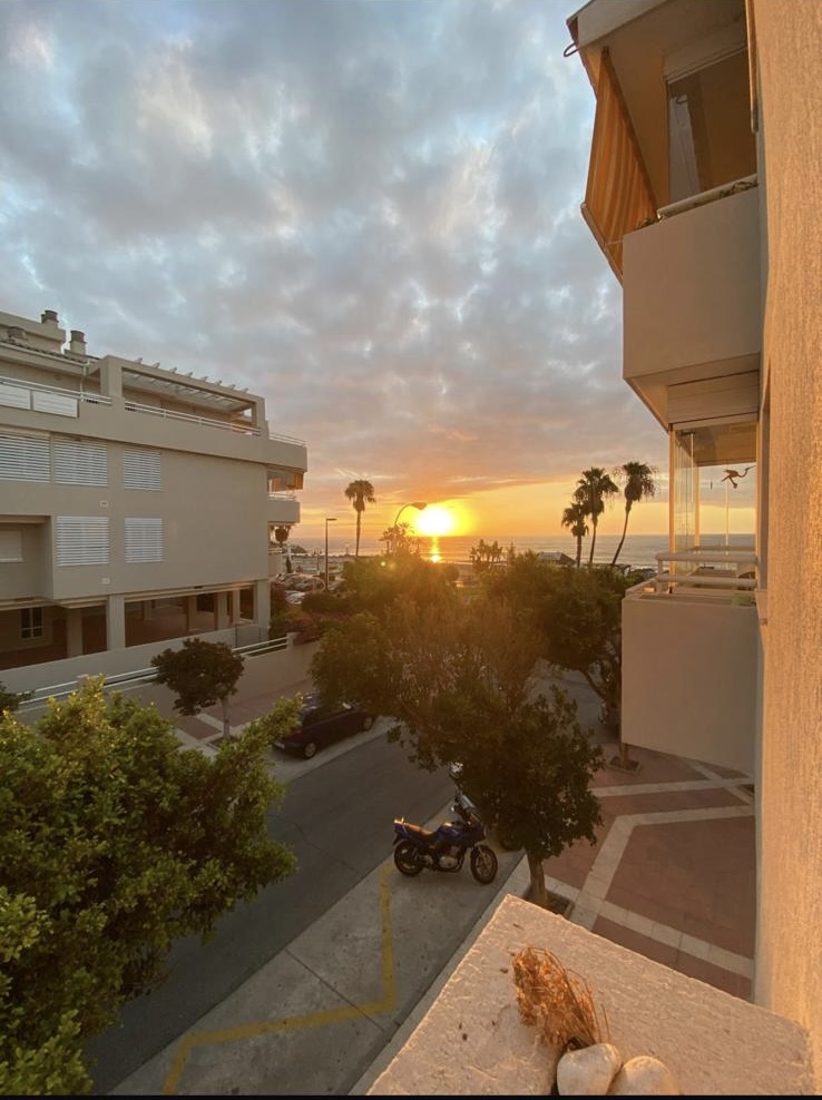Lägenhet uthyres i La Carihuela - Los Nidos (Torremolinos)