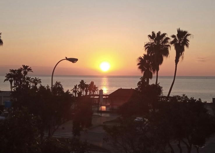 Lägenhet uthyres i La Carihuela - Los Nidos (Torremolinos)
