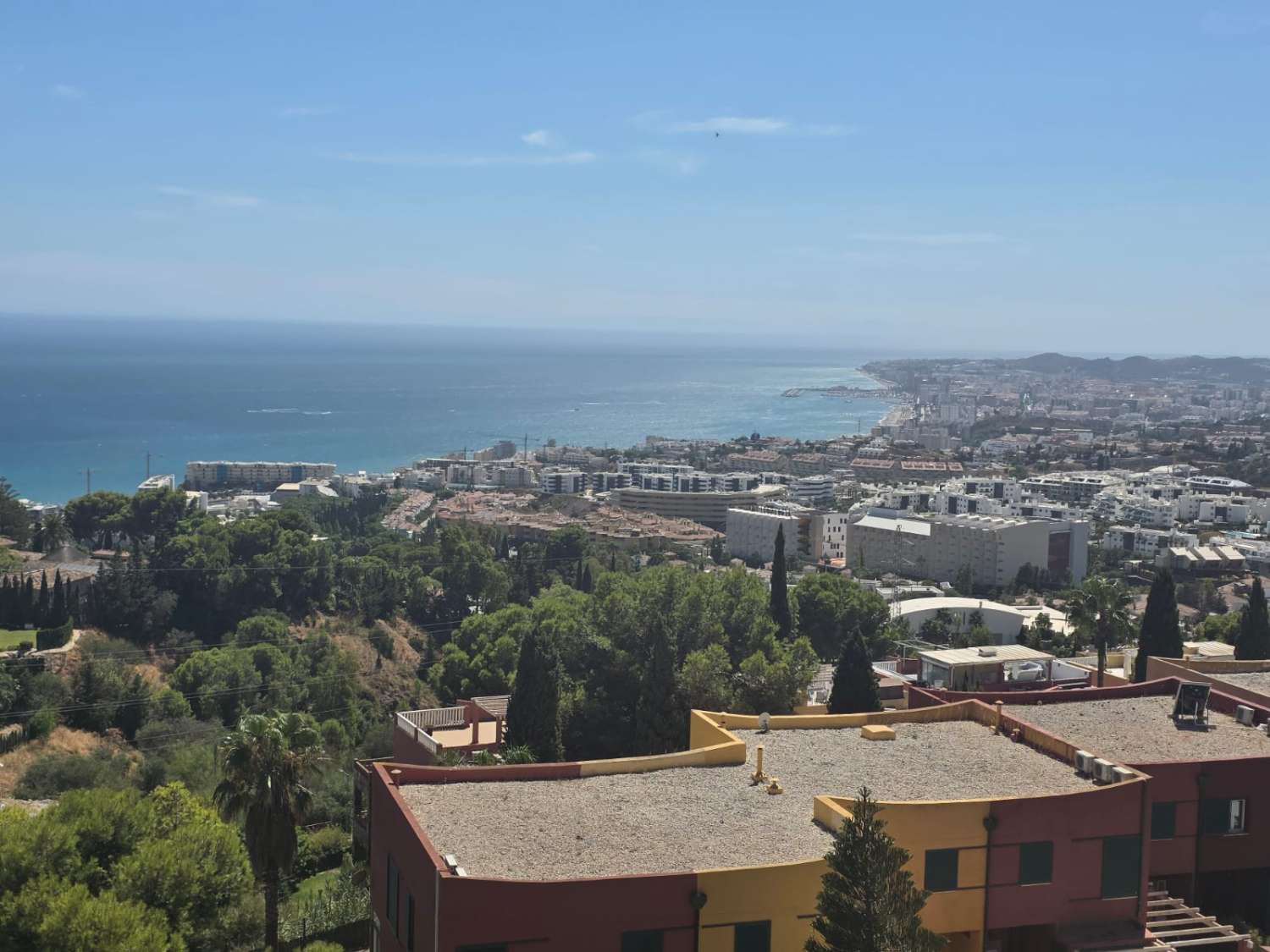 Pieni huoneisto vuokrattavissa El Higuerón - Capellanía (Benalmádena)