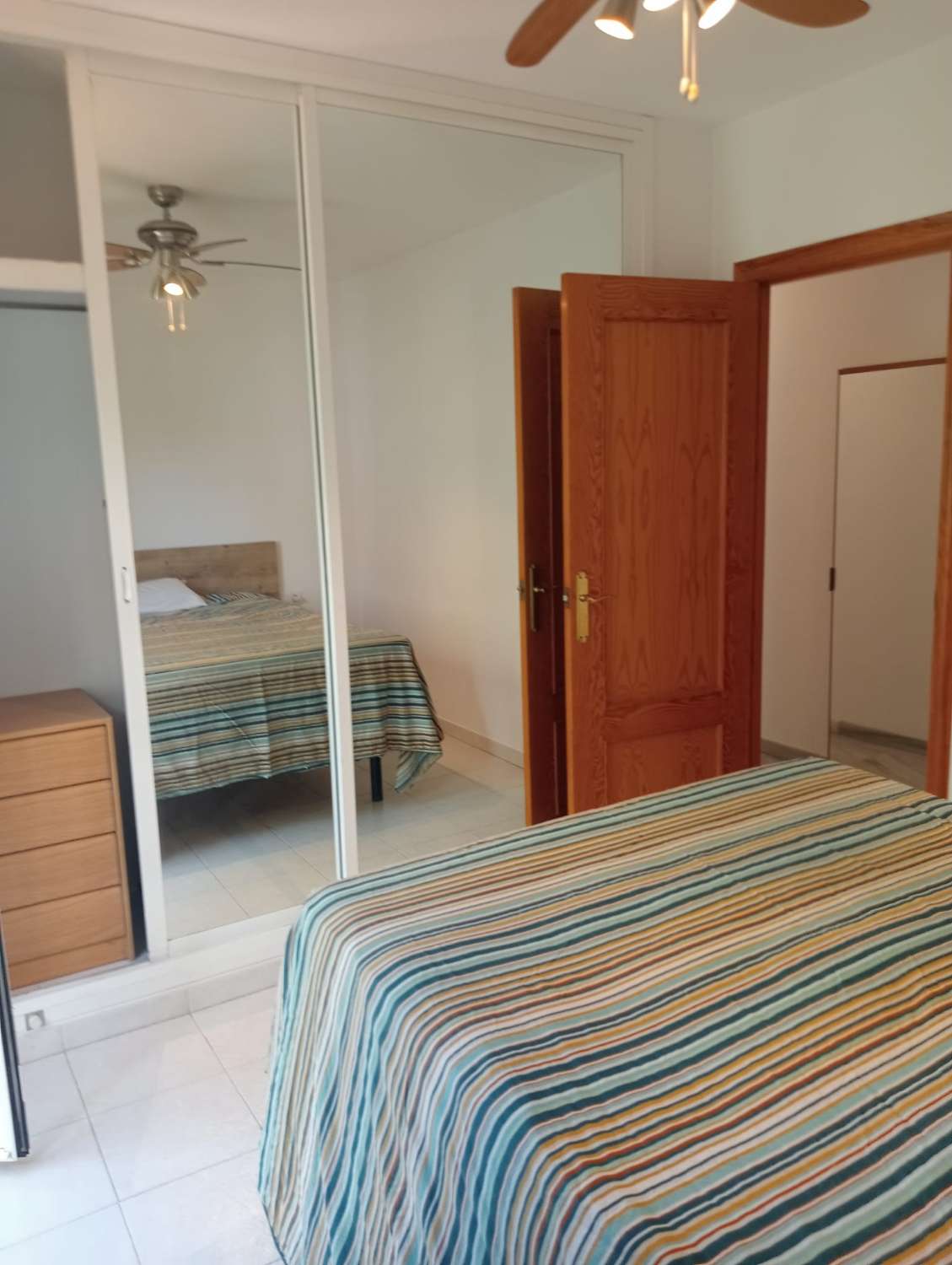 LARGA TEMPORADA , SE ALQUILA  BONITO APARTAMENTO EN ZONA  CALABURRA CHAPARRAL (MIJAS COSTA)