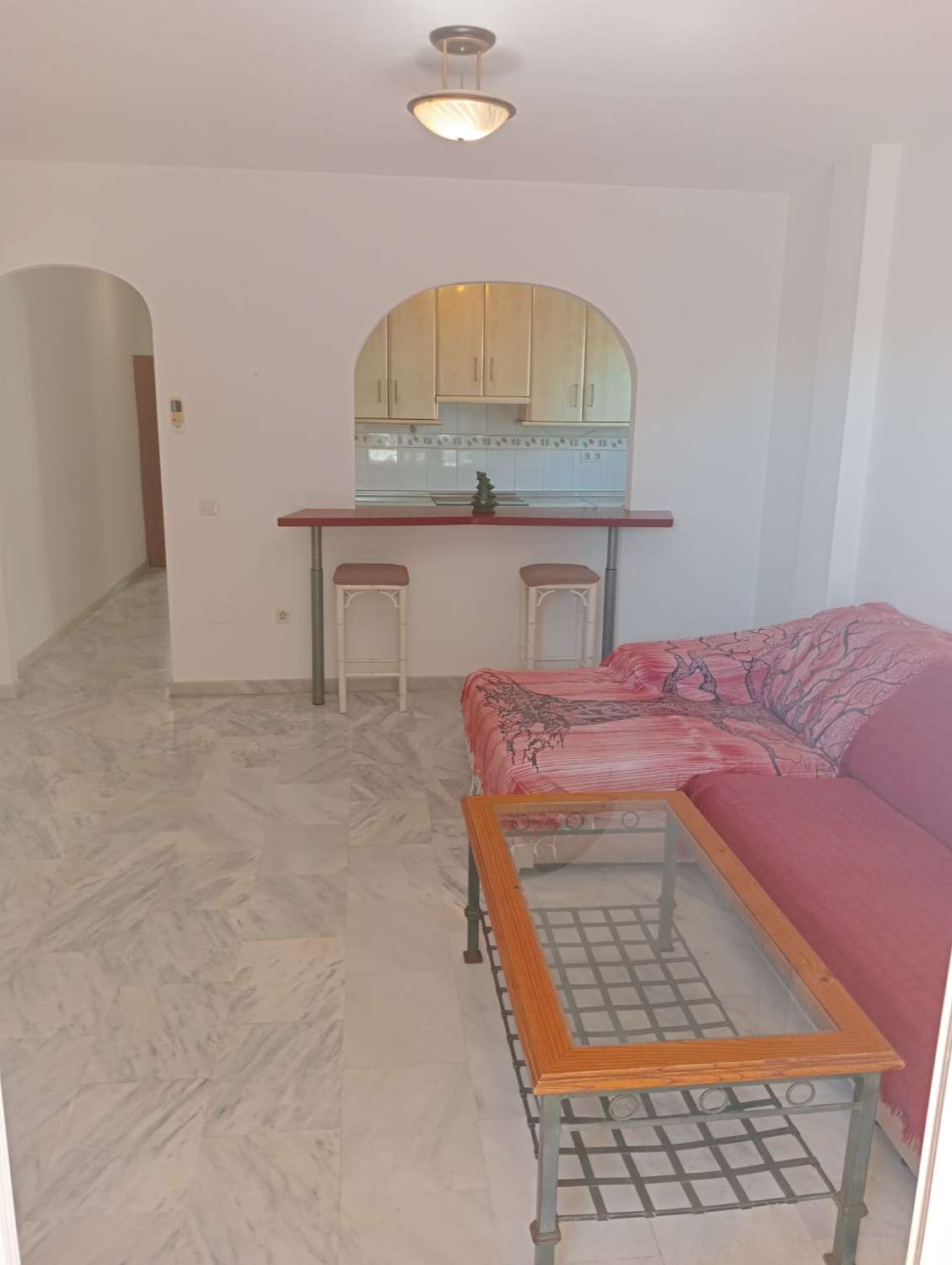 LARGA TEMPORADA , SE ALQUILA  BONITO APARTAMENTO EN ZONA  CALABURRA CHAPARRAL (MIJAS COSTA)