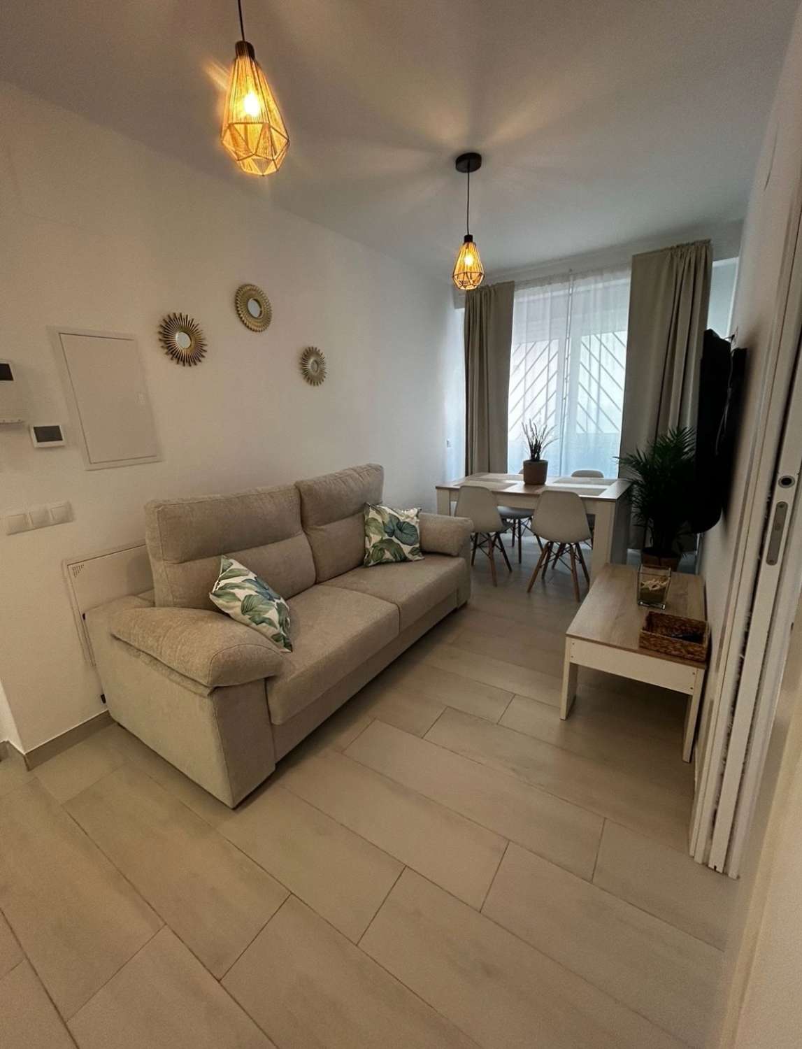 MEDIA TEMPORADA . SE ALQUILA DESDE 1.10.25-28.2.26 BONITO APARTAMENTO EN LOS BOLICHES (FUENGIROLA )