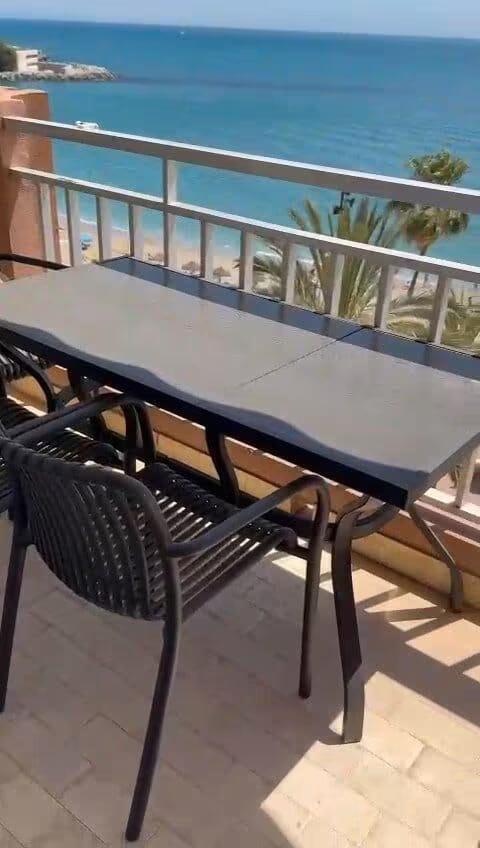 GEMIETET VOM 26.1.1.BIS 30.6.26 UND VOM 1.9.26-30.6.27 WUNDERSCHÖNE WOHNUNG AN DER ERSTEN STRANDLINIE IN FUENGIROLA