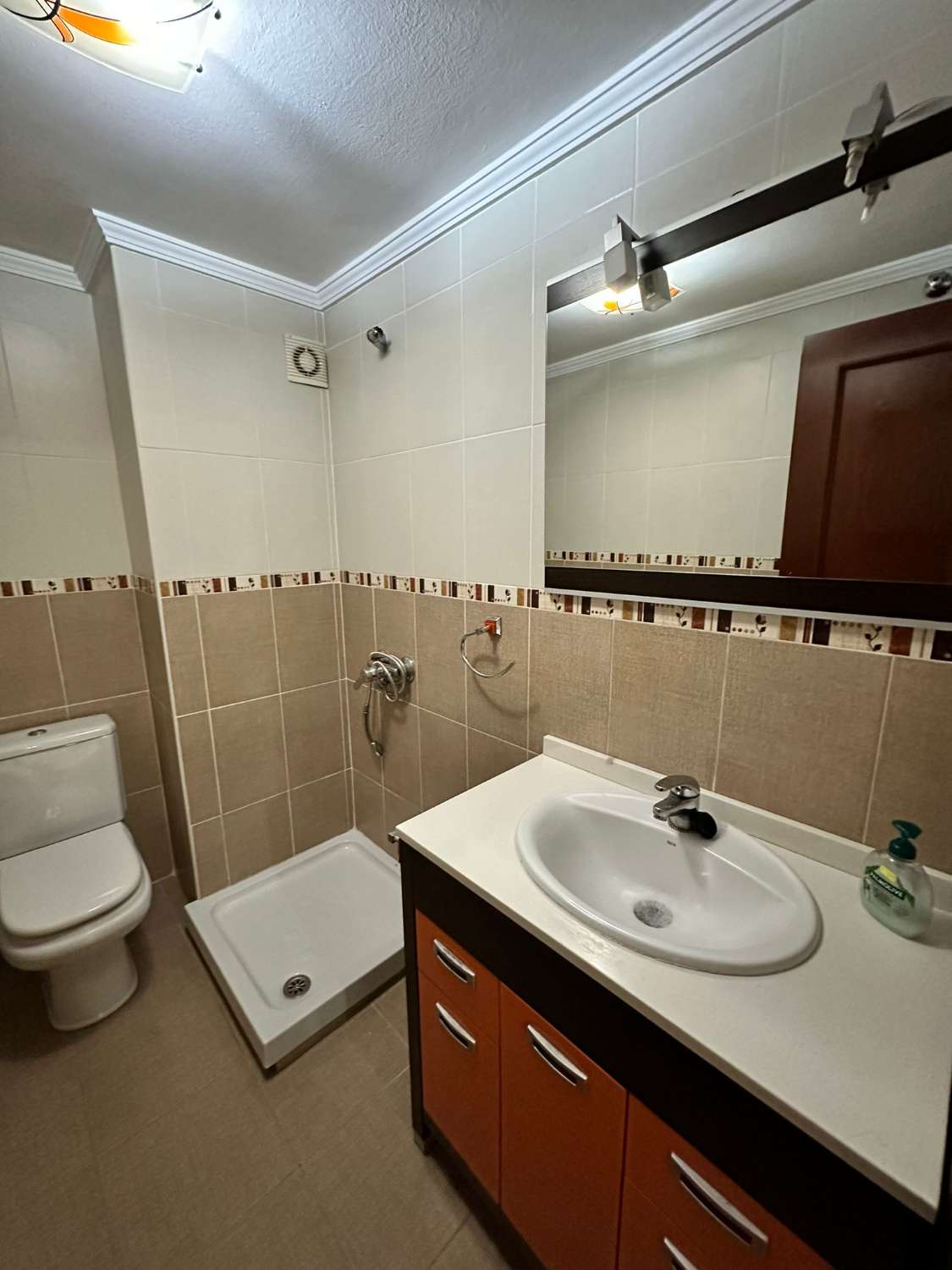4-BEDROOM APARTMENT FOR SALE IN THE CENTER OF ARROYO DE LA MIEL (BENALMADENA)