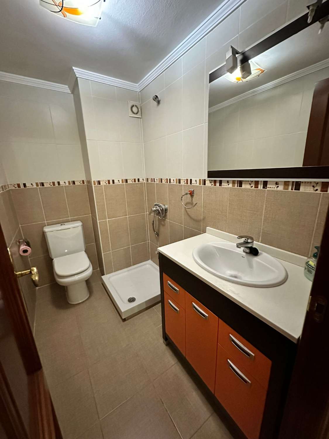 4-BEDROOM APARTMENT FOR SALE IN THE CENTER OF ARROYO DE LA MIEL (BENALMADENA)