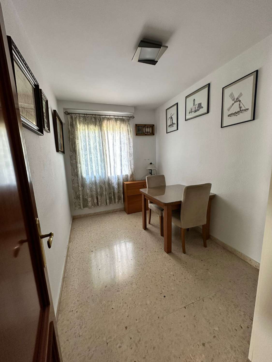 4-BEDROOM APARTMENT FOR SALE IN THE CENTER OF ARROYO DE LA MIEL (BENALMADENA)