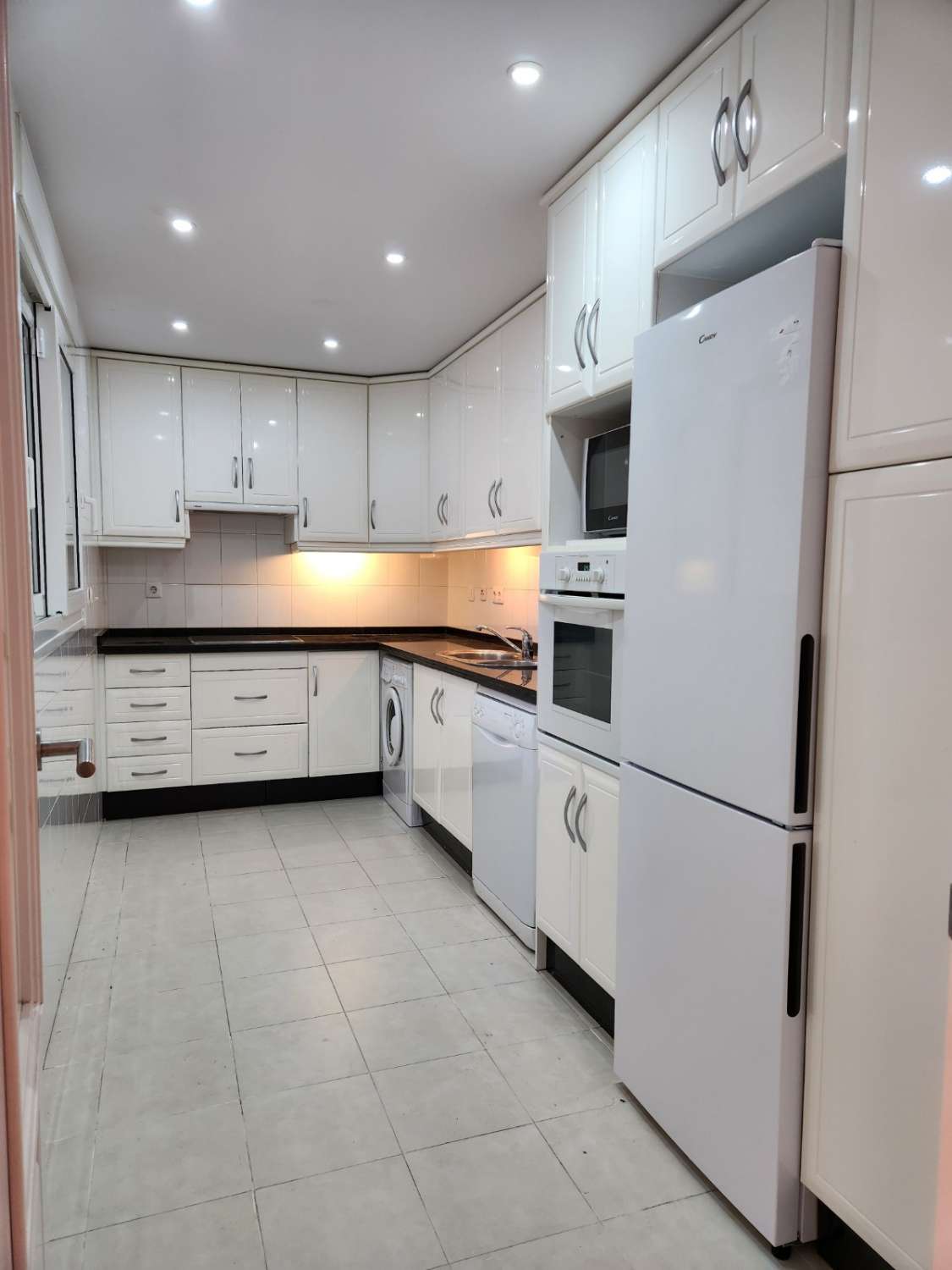 SMUK LEJLIGHED TIL SALG I LUKSUS URBANISERING I TORREQUEBRADA (BENALMADENA)