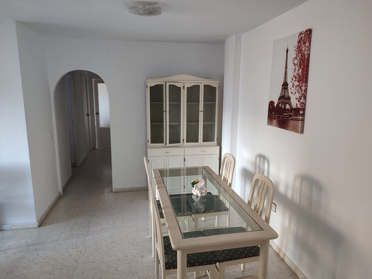 MOOI APPARTEMENT MET UITZICHT OP ZEE TE HUUR VOOR LANGE TERMIJN IN CARVAJAL-GAVIOTAS GEBIED (FUENGIROLA)