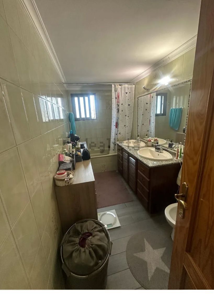 PRACHTIG APPARTEMENT TE HUUR IN LAS LAGUNAS GEBIED MIJAS COSTA VOOR LANGE TERMIJN
