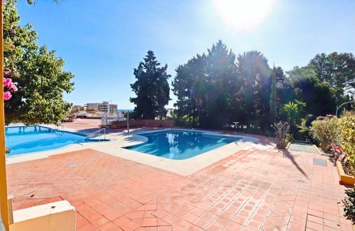 LOCATION À MOYEN TERME DU 25.9.25-30.6.26 BEL APPARTEMENT ENTRE TORREMOLINOS ET BENALMADENA