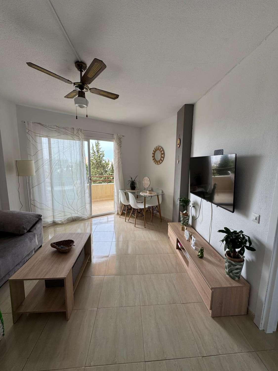 LOCATION À MOYEN TERME DU 25.9.25-30.6.26 BEL APPARTEMENT ENTRE TORREMOLINOS ET BENALMADENA