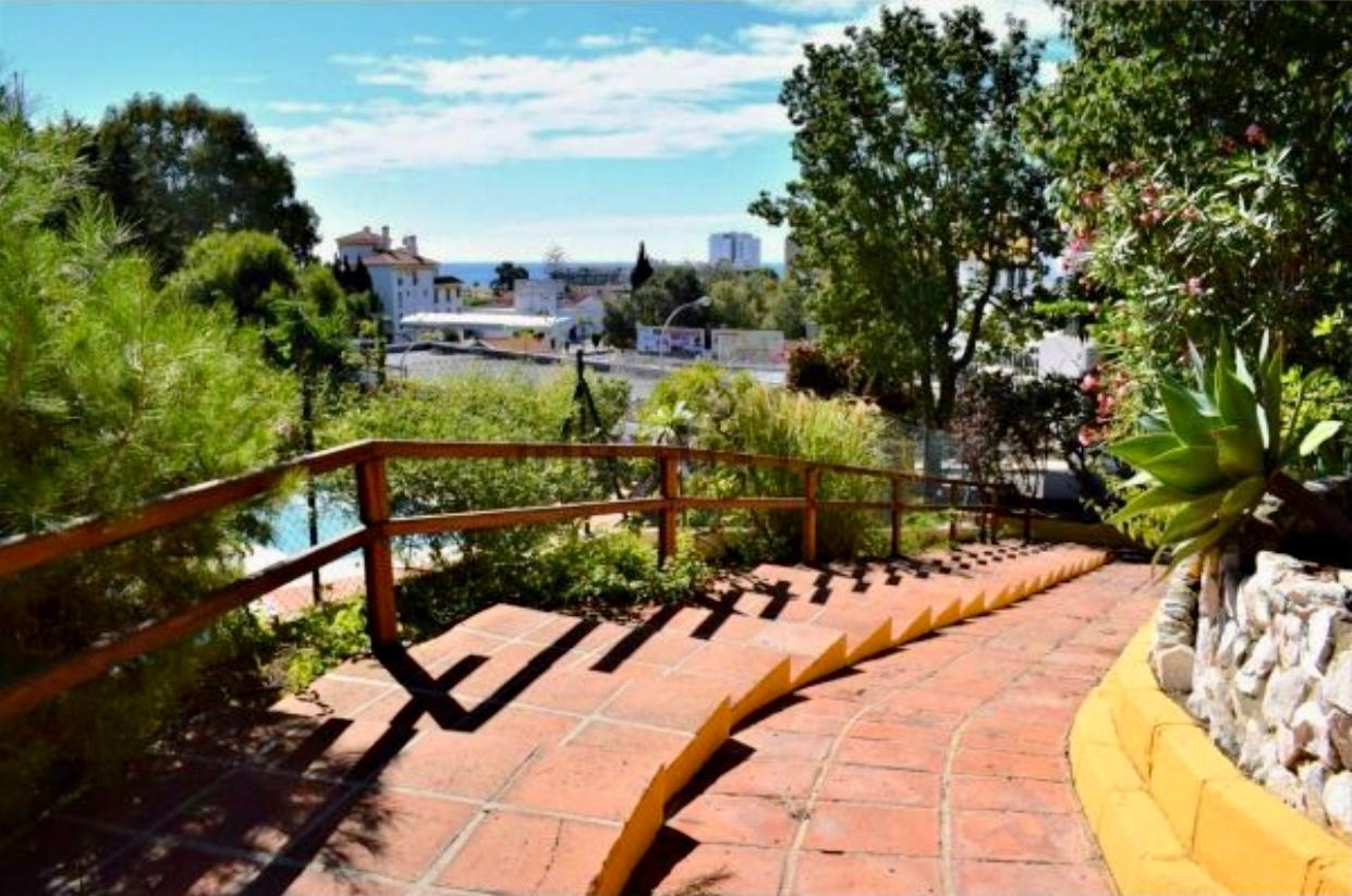 LOCATION À MOYEN TERME DU 25.9.25-30.6.26 BEL APPARTEMENT ENTRE TORREMOLINOS ET BENALMADENA