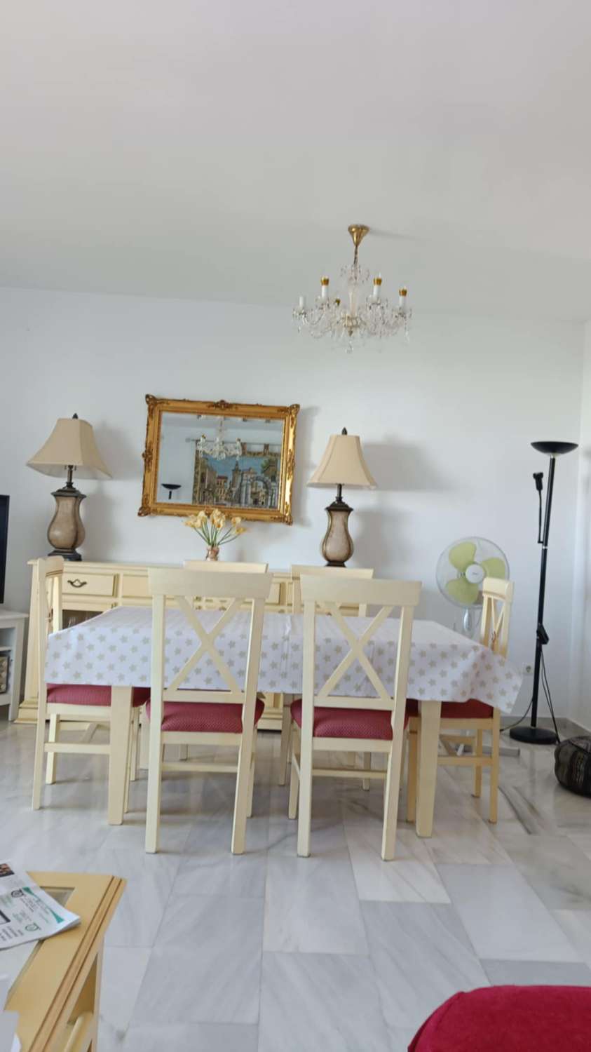 A LONG TERME A LOUER DU 1.10.25-30.6.26 BEL APPARTEMENT AVEC VUE SUR LA MER À RIVIERA DEL SOL (MIJAS)