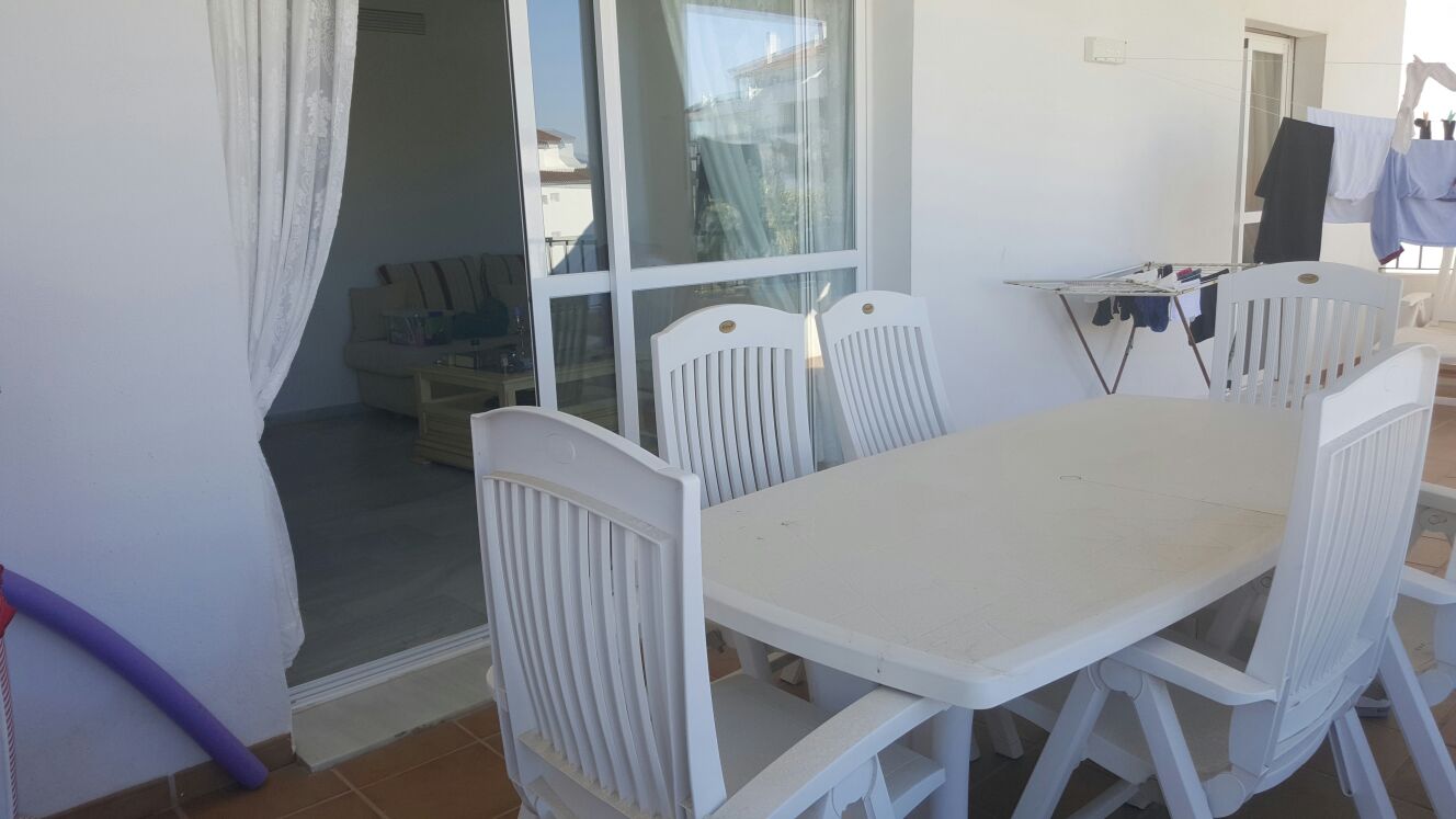 A LONG TERME A LOUER DU 1.10.25-30.6.26 BEL APPARTEMENT AVEC VUE SUR LA MER À RIVIERA DEL SOL (MIJAS)