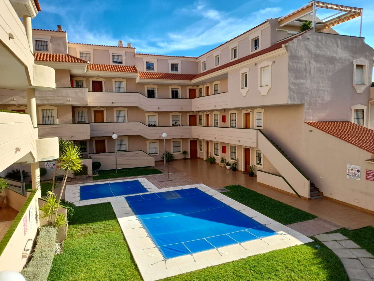 SE VENDE MAGNIFICO APARTAMENTO EN BENALMADENA ZONA PARQUE DE LA PALOMA