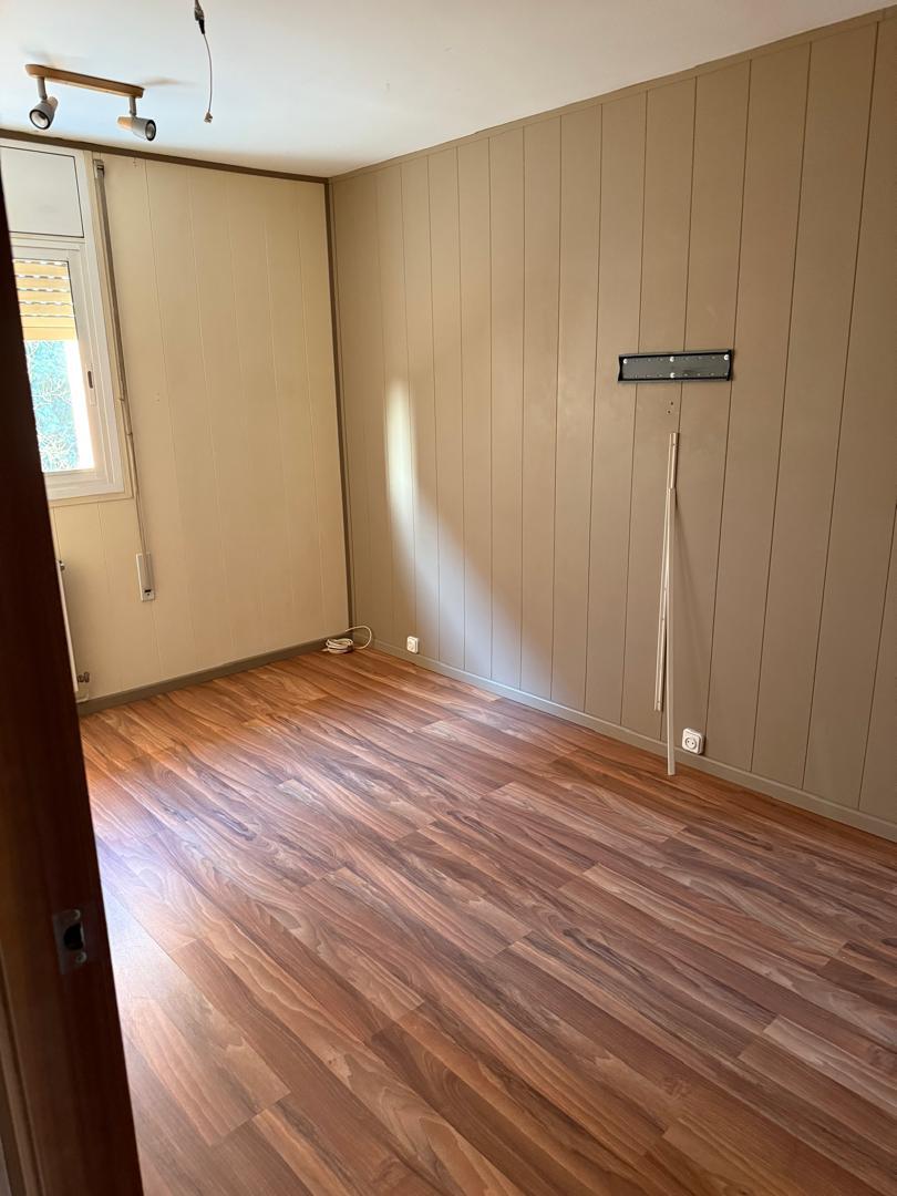 BEAUTIFUL 4 BEDROOM DUPLEX FOR SALE IN BARCELONA