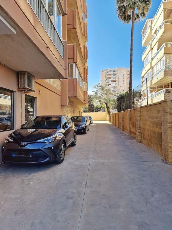 MEDIA TEMPORADA . SE ALQUILA DESDE 15.10.25-15.6.26 PRECIOSO APARTAMENTO  CON VISTAS AL MAR EN 1ª LINEA DE PLAYA (ZONA LAS GAVIOTAS) EN FUENGIROLA
