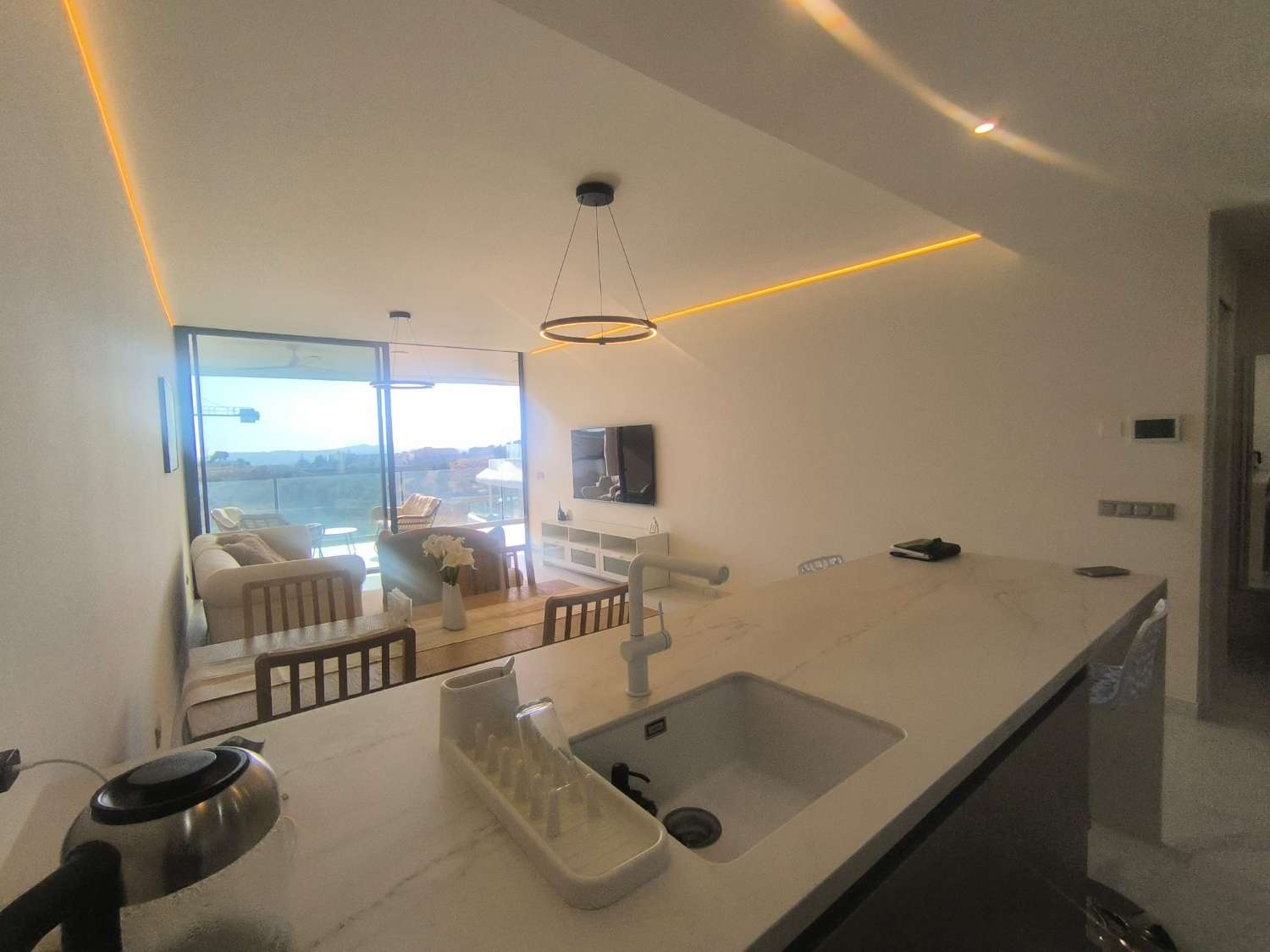 Magnifico appartamento con vista sul mare a El Higuerón è affittato a lungo termine d'ora in poi