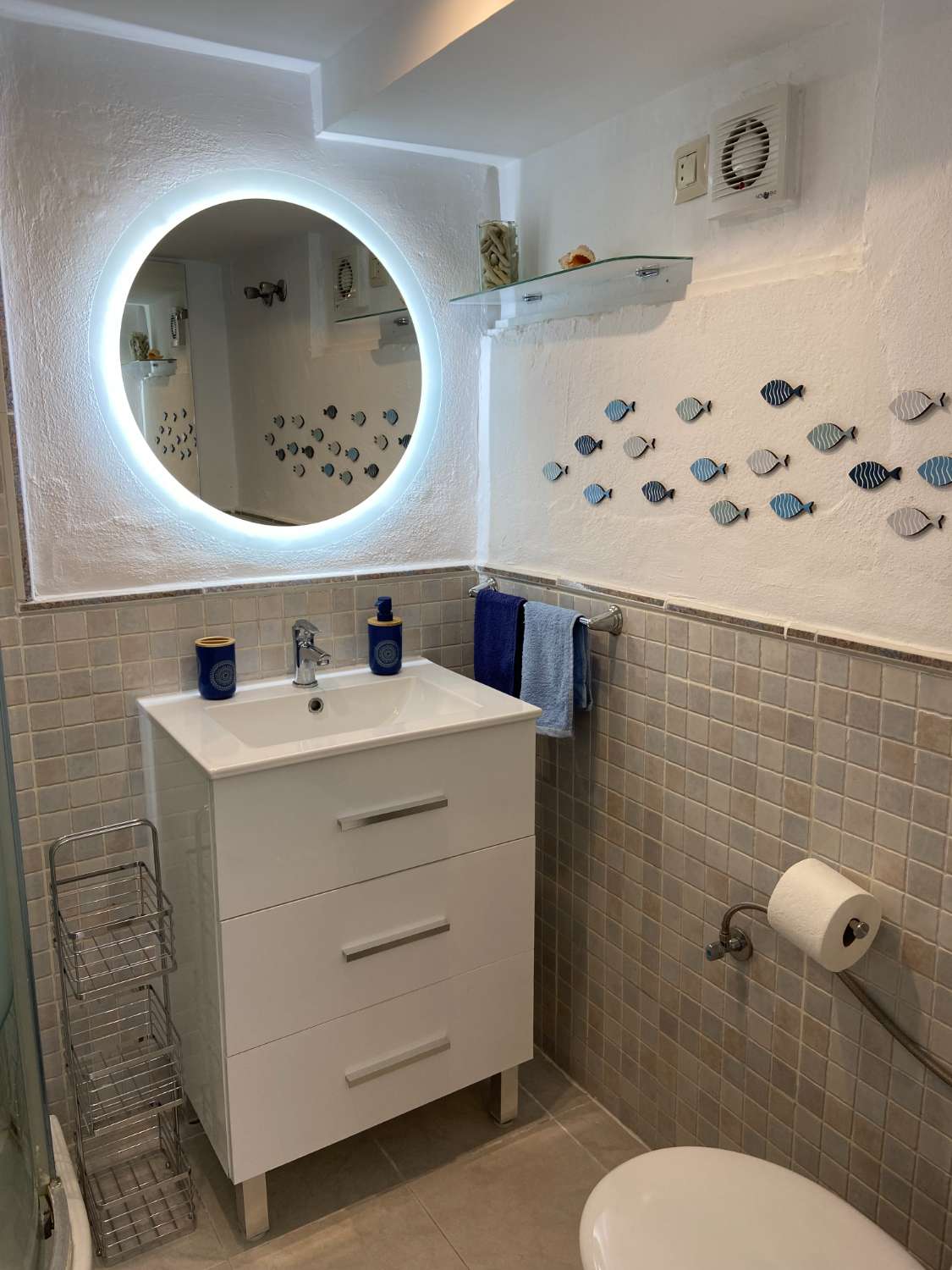 Lunga stagione. Magnifica casa bifamiliare a Playamar, Torremolinos.