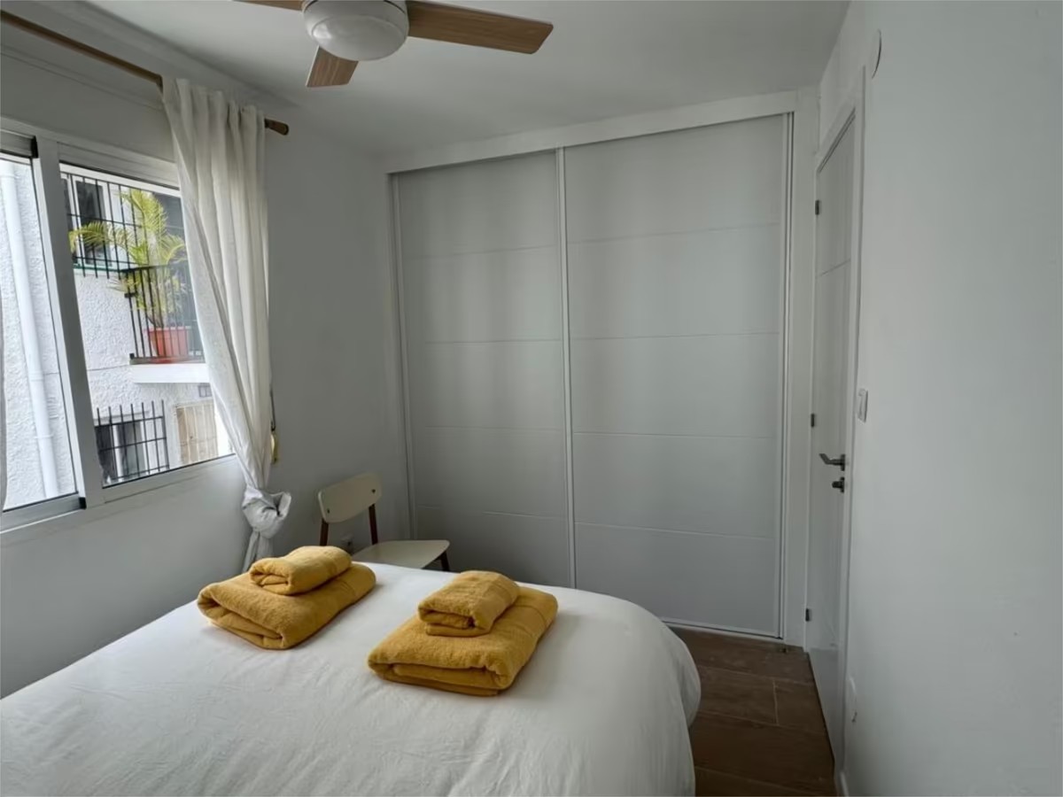 IN AFFITTO DA ORA FINO AL 30.6.26 BELLISSIMO DUPLEX ARREDATO CON VISTA SUL MARE A TORREMOLINOS
