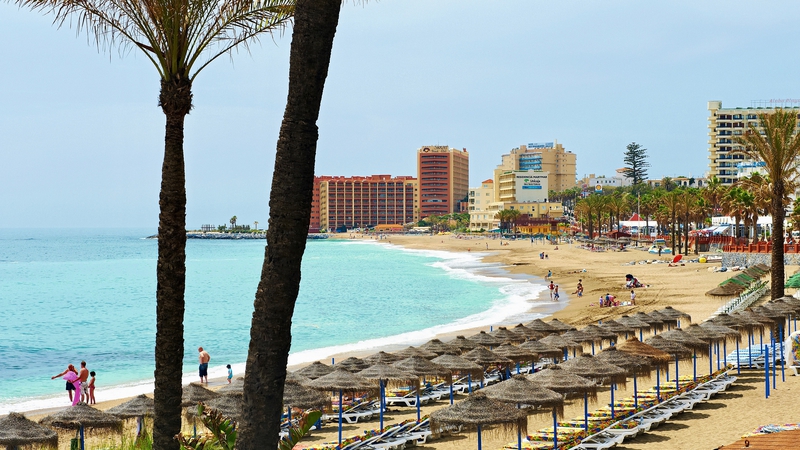 Uthyres från och med nu till 30/06/2026 vacker lägenhet med havsutsikt i Benalmadena 200 meter från stranden