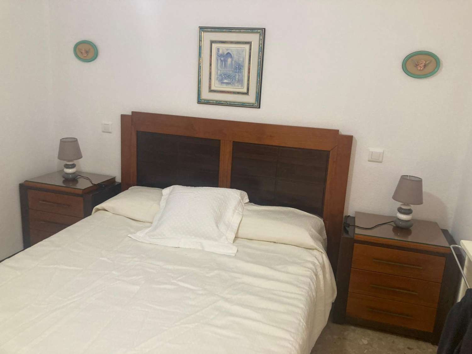 ZU VERMIETEN AB SOFORT BIS ZUM 30.6.26 SCHÖNE WOHNUNG MIT MEERBLICK IN PLAYAMAR (TORREMOLINOS)
