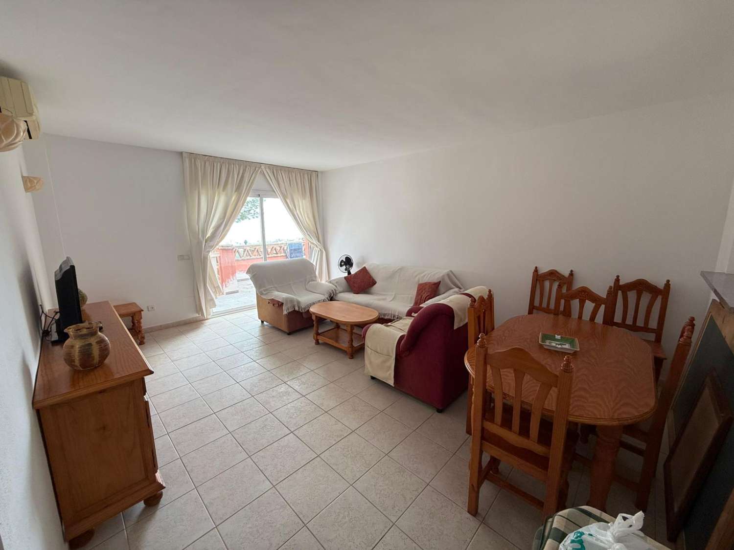 Pieni huoneisto vuokrattavissa El Higuerón - Capellanía (Benalmádena)