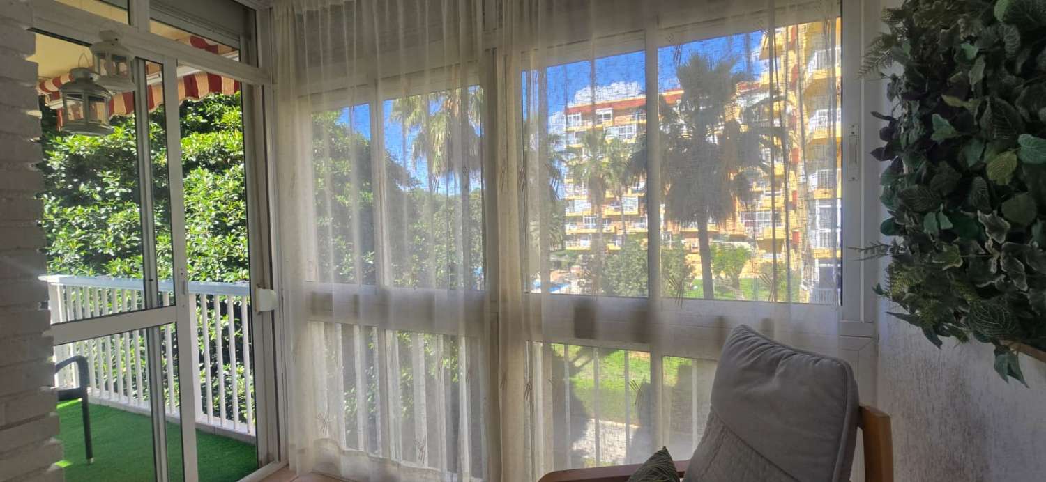 BELLISSIMO APPARTAMENTO CON 1 CAMERA DA LETTO IN VENDITA AD ARROYO DE LA MIEL (BENALMADENA)