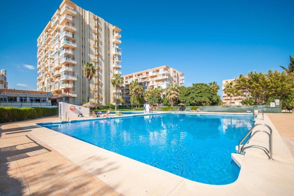 BELLISSIMO APPARTAMENTO CON 1 CAMERA DA LETTO IN VENDITA AD ARROYO DE LA MIEL (BENALMADENA)
