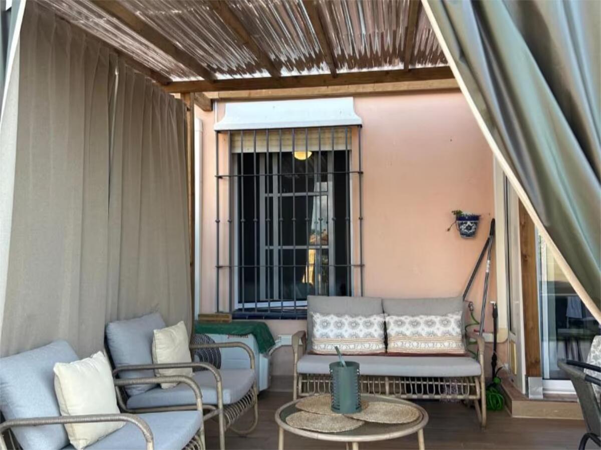 Lägenhet säsong- i Calaburra - Chaparral (Mijas)