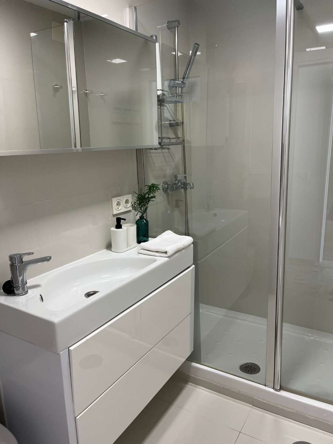 TIL LEIE FRA NÅ TIL 30.4.26 FINT STUDIO I SENTRUM AV TORREMOLINOS.