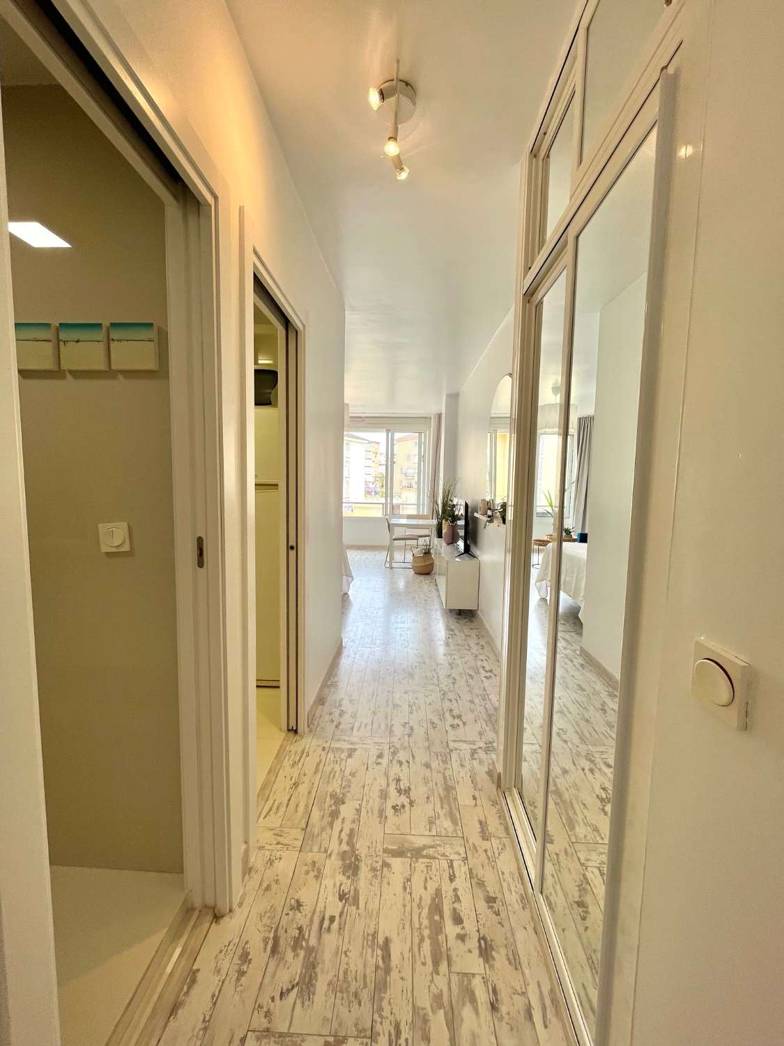 TIL LEIE FRA NÅ TIL 30.4.26 FINT STUDIO I SENTRUM AV TORREMOLINOS.