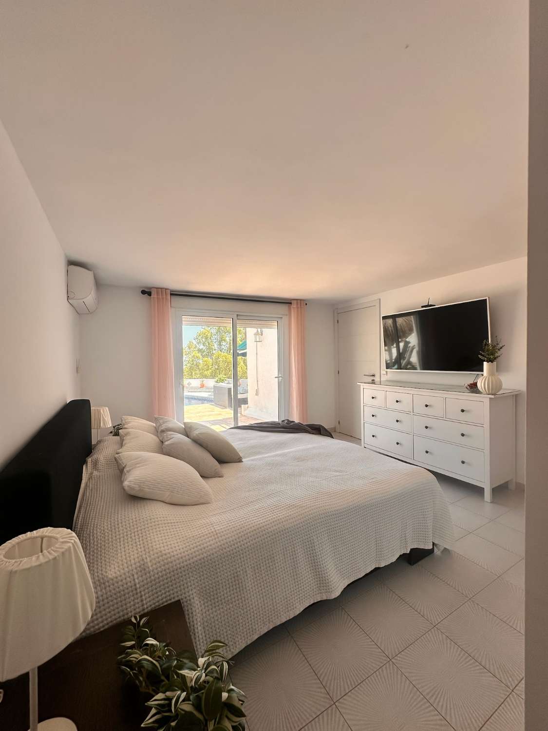 Til leje fra 1.9.25-30.6.26 - Pragtfuld villa til leje i Montealto (Benalmadena)