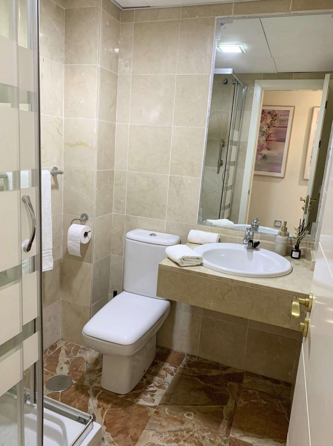 LOCATION LONGUE DURÉE À PARTIR DU 14.1.26 BEL APPARTEMENT AVEC VUE SUR LA MER DANS LE QUARTIER DE LA CALA DE MIJAS (MIJAS)