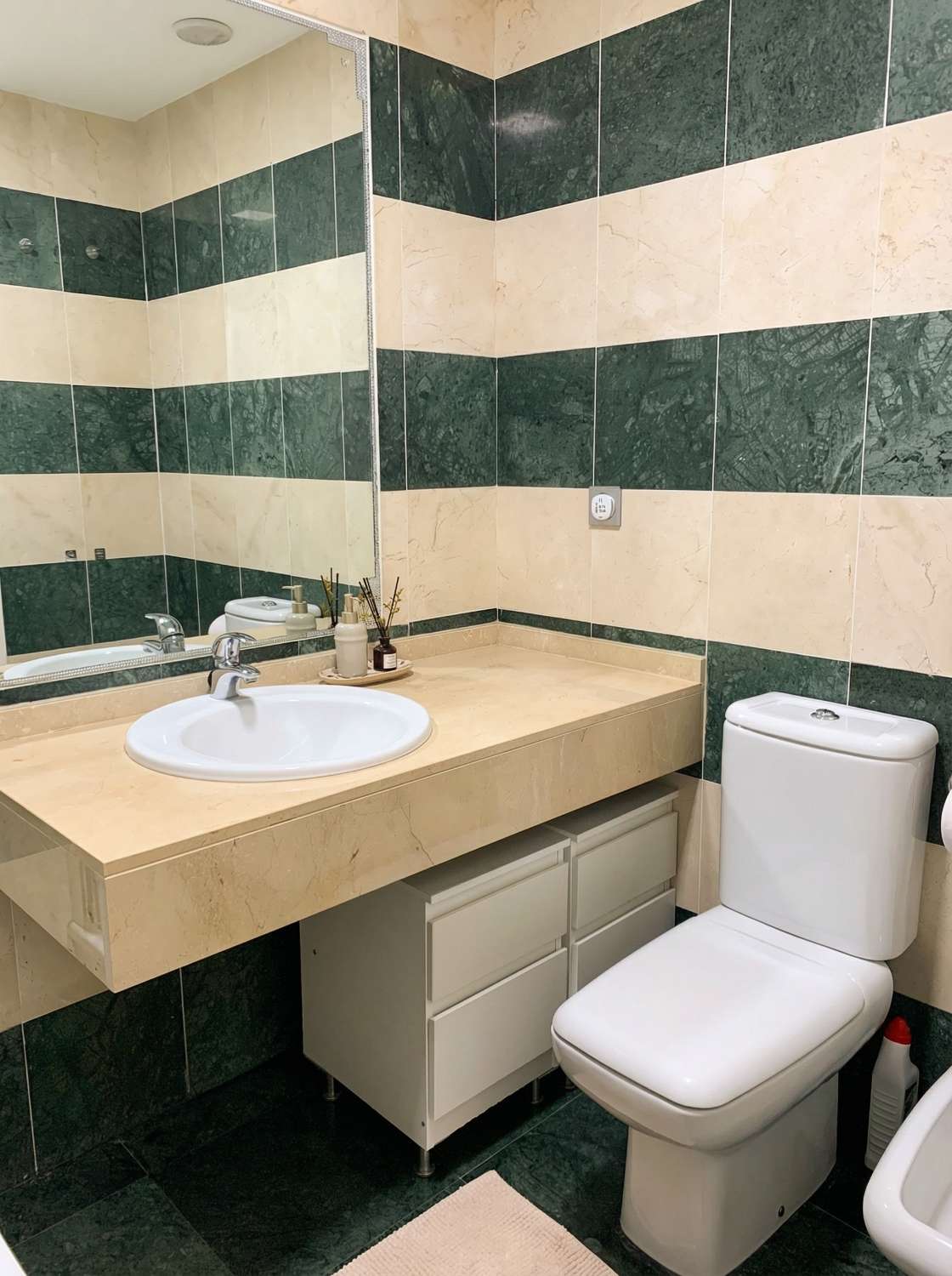 LOCATION LONGUE DURÉE À PARTIR DU 14.1.26 BEL APPARTEMENT AVEC VUE SUR LA MER DANS LE QUARTIER DE LA CALA DE MIJAS (MIJAS)