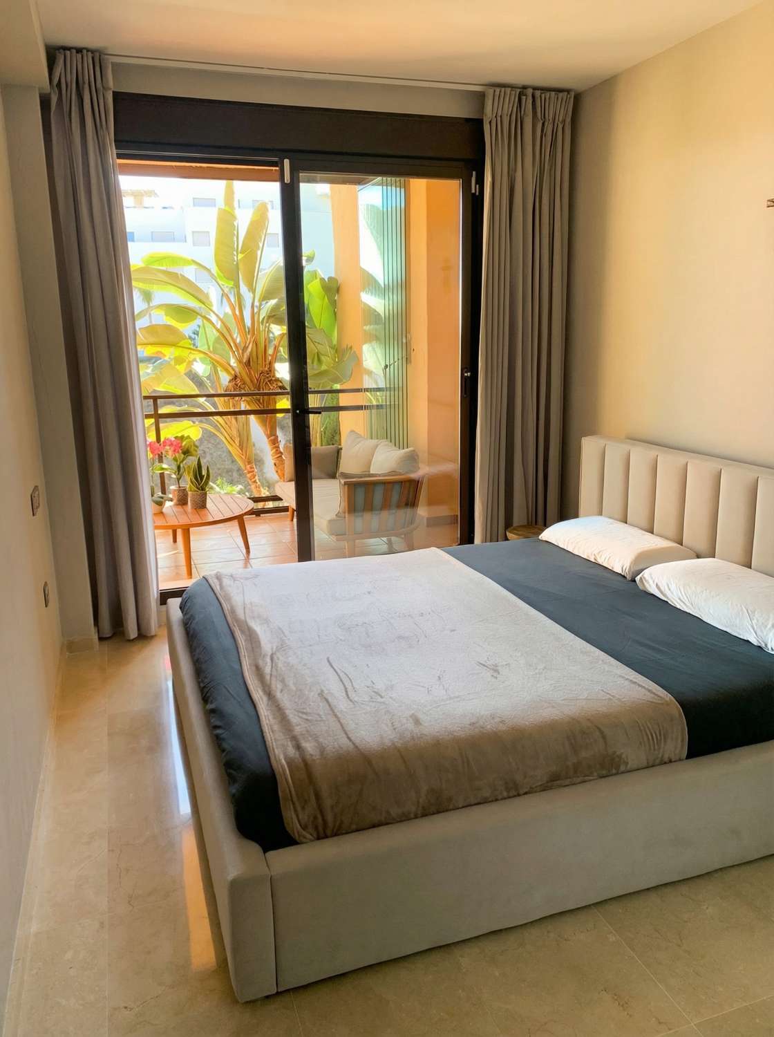 LOCATION LONGUE DURÉE À PARTIR DU 14.1.26 BEL APPARTEMENT AVEC VUE SUR LA MER DANS LE QUARTIER DE LA CALA DE MIJAS (MIJAS)