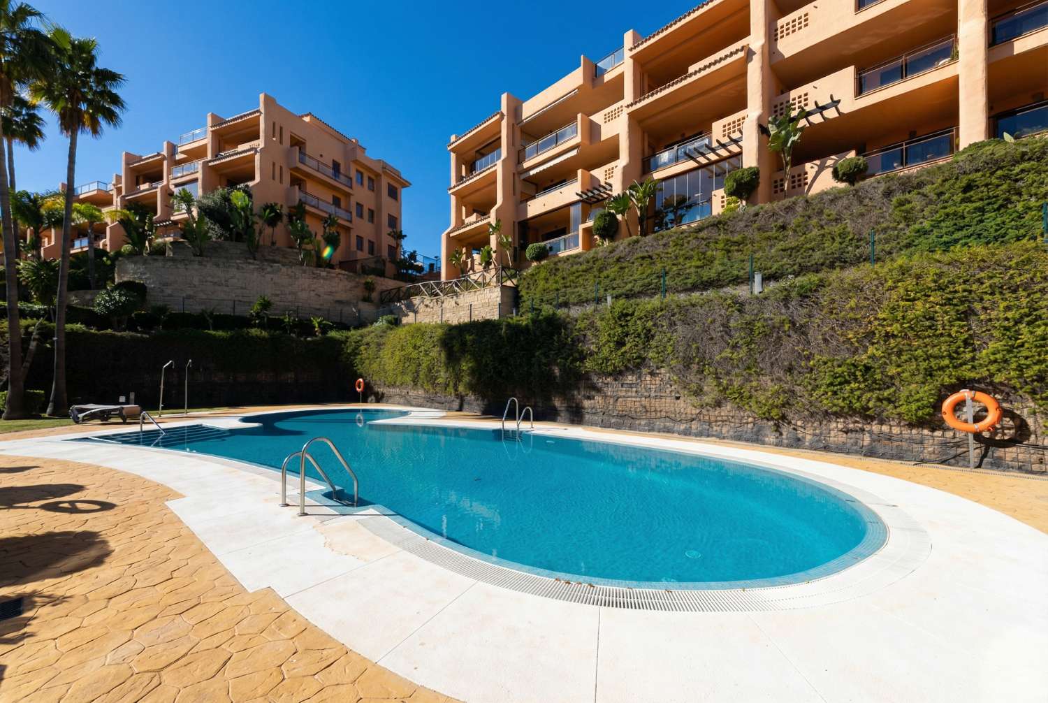 LOCATION LONGUE DURÉE À PARTIR DU 14.1.26 BEL APPARTEMENT AVEC VUE SUR LA MER DANS LE QUARTIER DE LA CALA DE MIJAS (MIJAS)