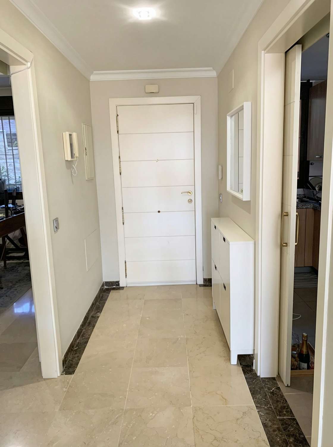 LOCATION LONGUE DURÉE À PARTIR DU 14.1.26 BEL APPARTEMENT AVEC VUE SUR LA MER DANS LE QUARTIER DE LA CALA DE MIJAS (MIJAS)