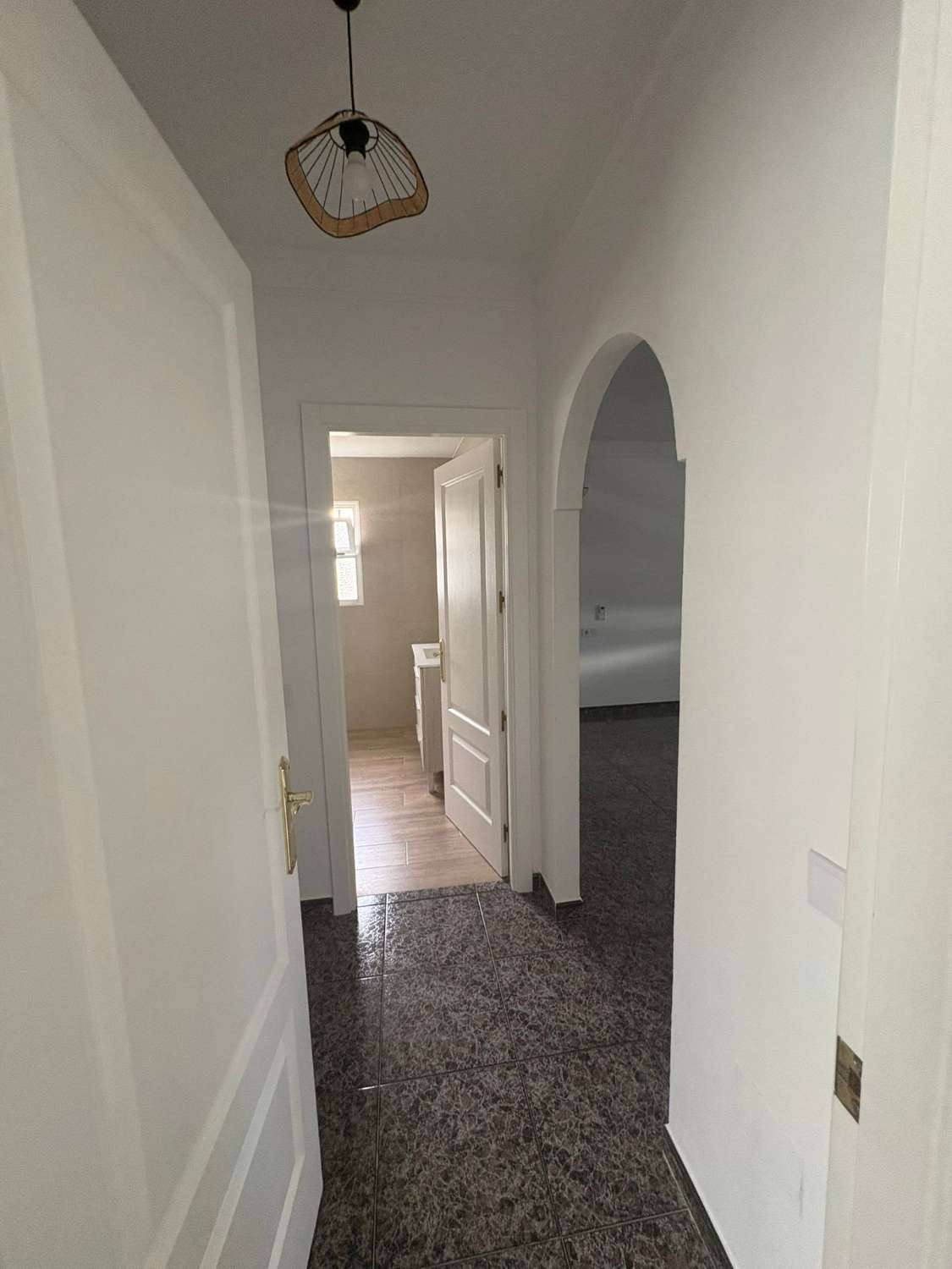 PRACHTIGE VILLA TE HUUR OP HET PLATTELAND IN DE OMGEVING VAN LA ALQUERIA (MIJAS)